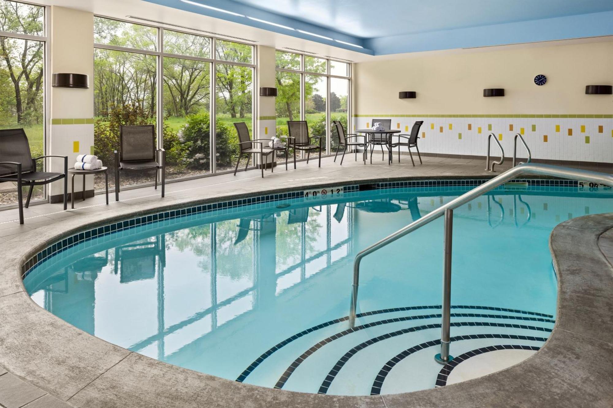 Fairfield Inn & Suites By Marriott Waterloo Cedar Falls Екстер'єр фото